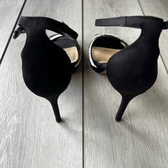 Vince Camuto Kalvira Black Rhinestone strappy sandal heels size 8 - Picture 5 of 7